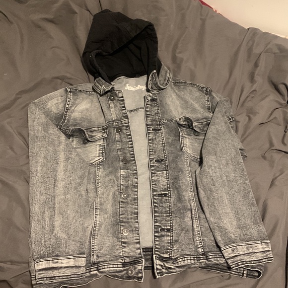 Another spring jacket giving away colours are brand new - Picture 2 of 5